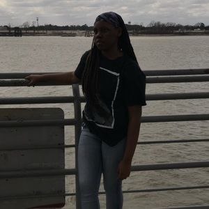 Meet your Posher, Greneisha